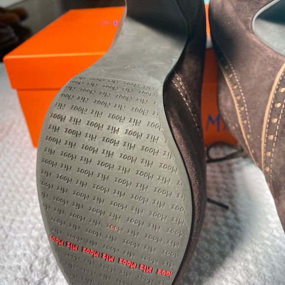 Miz Mooz lace up booties size 7.5. - Picture 3 of 5